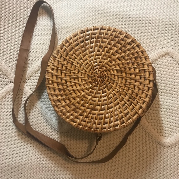 Forever 21 Bags Woven Straw Circle Crossbody Bag Poshmark